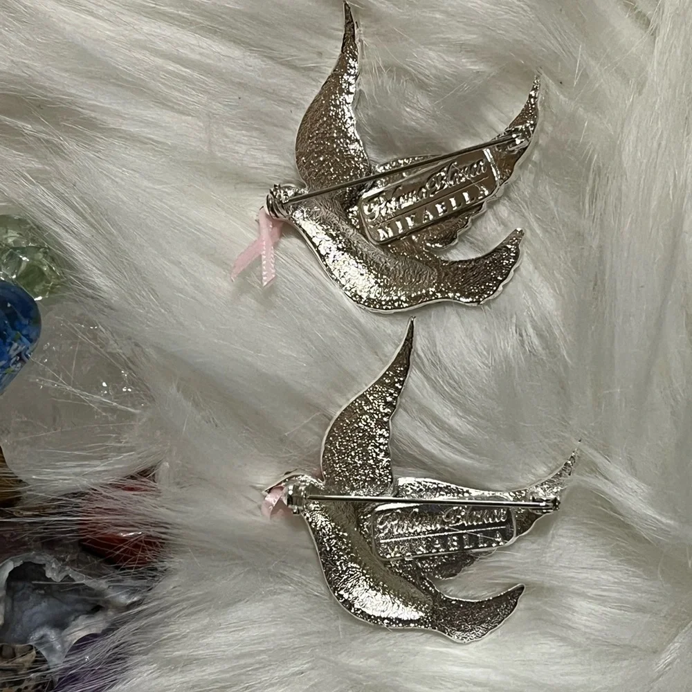 Paloma Blanca Peace Doves Brooch
